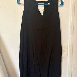 Old Navy Classic Black Dress